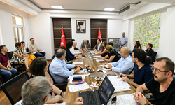 Bornova Belediyesi’nden yangın mağduru aileye destek