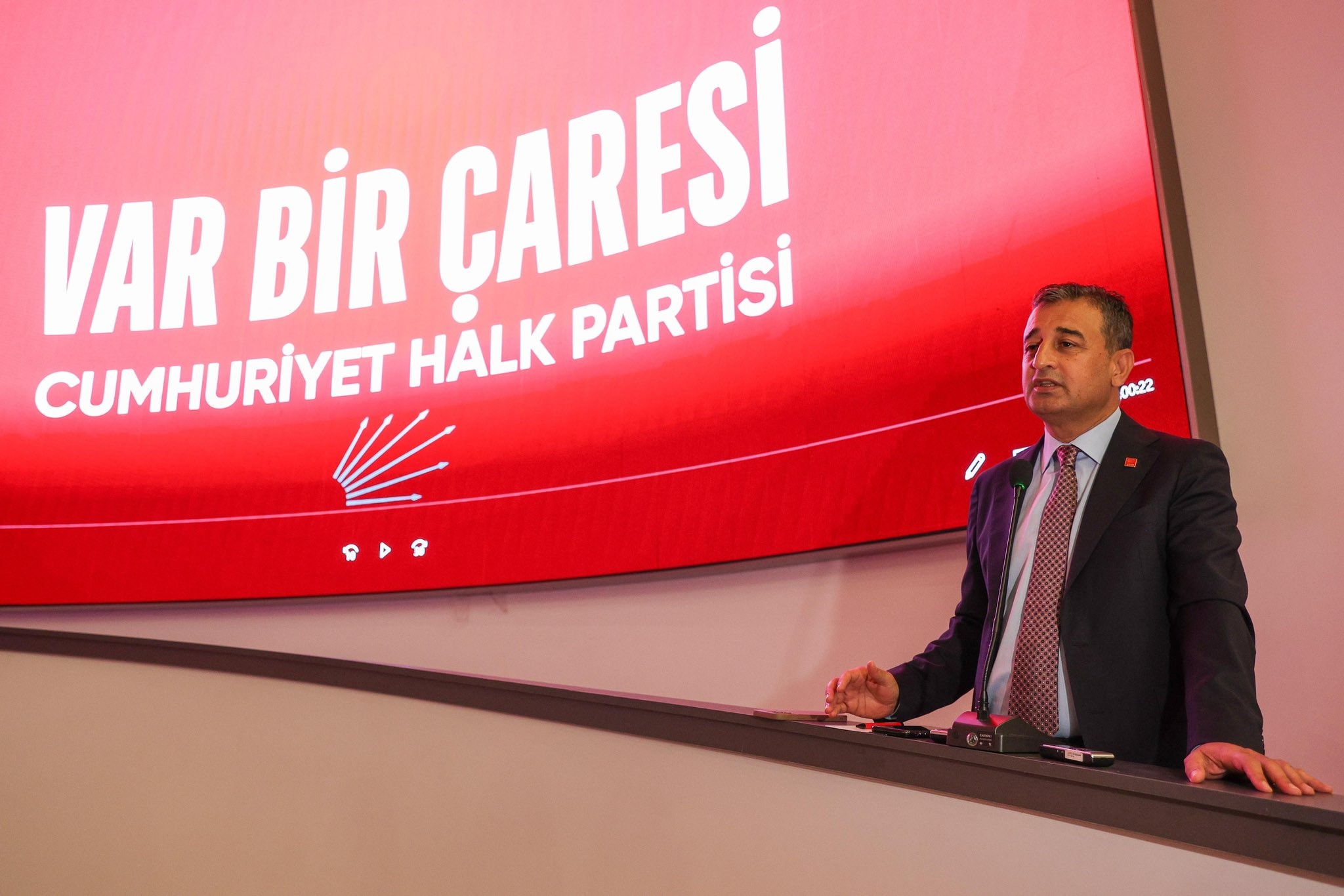 CHP'den adaylık açıklaması: Kaosa çevrimeyeceğiz