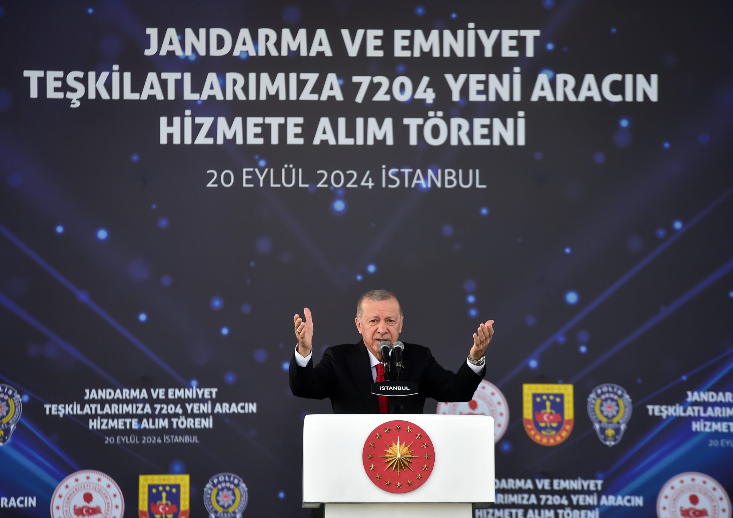 Cumhurbaşkanı Erdoğan: "Türkiye'nin huzurundan en ufak bir taviz veremeyiz"