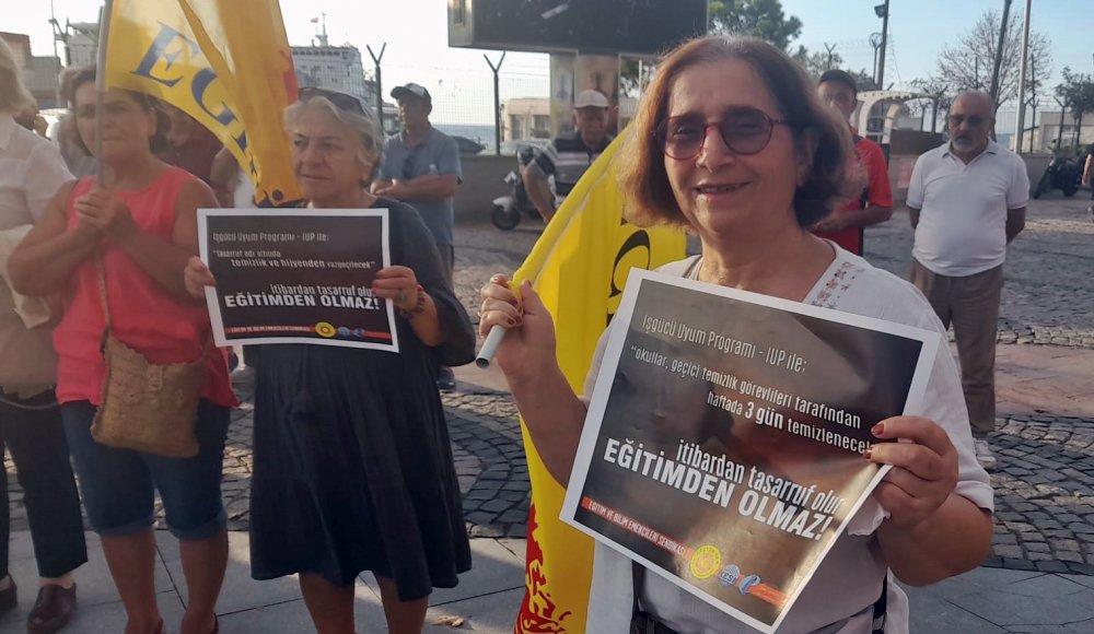 Dikili Eğitim-Sen'den, İşgücü Uyum Programı protestosu!