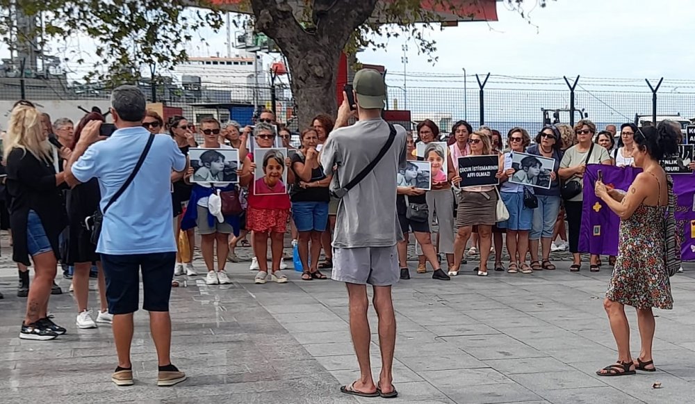Dikili; "Narin için adalet istiyoruz!"