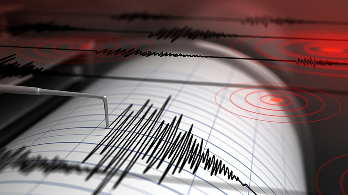 İran'da 5,2 büyüklüğünde deprem