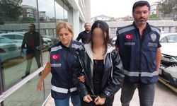 Kocaeli’de freni boşalan tır denize düştü