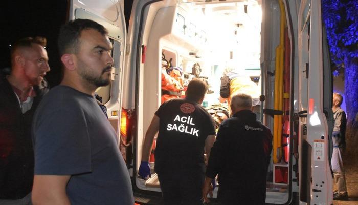 Sakarya'da otomobilin şarampole devrilmesi sonucu 2 kişi yaralandı