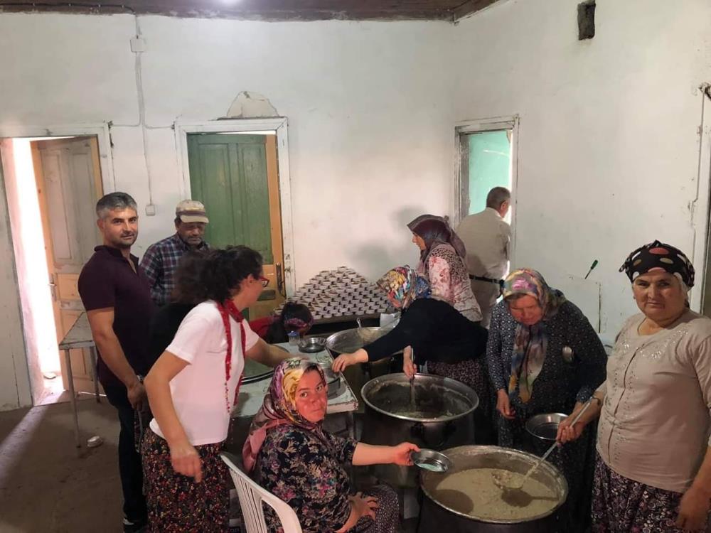 Salihli’nin Kemer Mahallesi 5.keşkek festivaline hazırlanıyor
