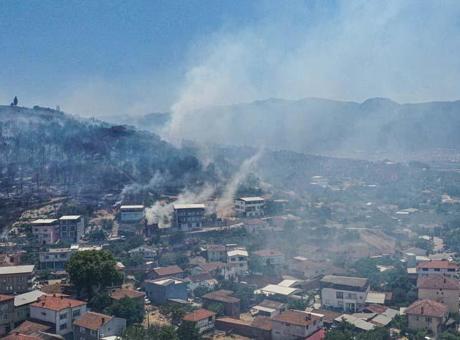 Bursa’da yangın! Alevler evlere sıçradı: İşte son durum...