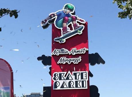 Bakan Bak, 'Mattia Ahmet Minguzzi Skate Parkı’ açılışına katıldı