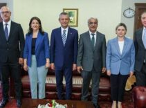 CHP Genel Başkanı Özel, DEM Parti heyetini kabul etti