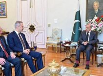 Dışişleri Bakanı Hakan Fidan ve Bakan Güler'i Pakistan Başbakanı Şerif kabul edildi