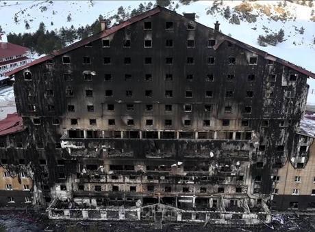 Grand Kartal Otel faciasında şok iddia: ‘Yönetim yan odadakileri bile uyandırmadı’