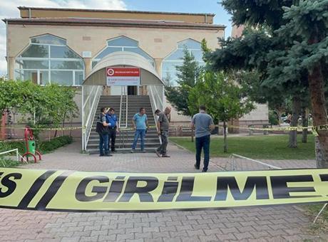Kayseri'de korkunç olay! Camide namaz kılarken bıçakla öldürüldü