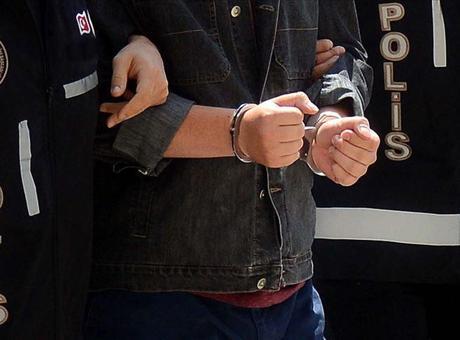 Küçükçekmece'de markete molotofkokteyli atan kişi yakalandı