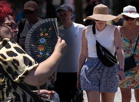 SON DAKİKA HABERLERİ: İstanbul kaç derece? Meteoroloji'den İstanbul için sıcaklık uyarısı