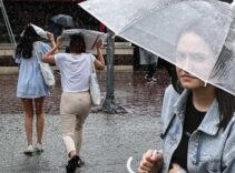 SON DAKİKA HAVA DURUMU: Bu illerde yaşayanlar dikkat: Sağanak yağış ve fırtına alarmı verildi!