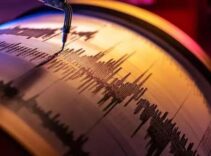 SON DAKİKA BALIKESİR DEPREM: Balıkesir Sındırgı'da artçı depremler devam ediyor. 4