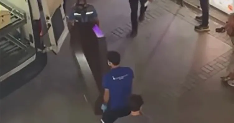 İzmir'de sır ölüm! 5 gündür kayıp olarak aranıyordu... Ekipler bodrum katında korkunç manzarayla karşılaştı!