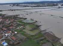 Edirne'de Tunca Nehri kıyısında toprak kayması