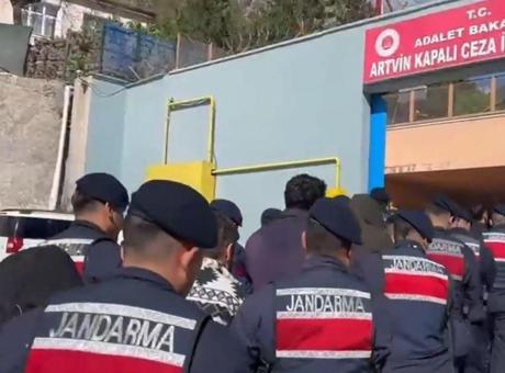 Artvin merkezli 4 ilde operasyon! 510 milyonluk dolandırıcılık ağı deşifre edildi