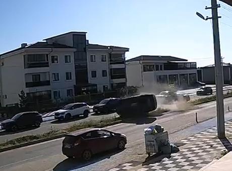 Çorlu’da korkutan kaza! Otomobil takla attı: 2'si çocuk, 5 yaralı