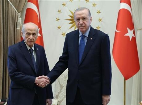 GÜNDEM HABERLERİ: Cumhurbaşkanı Erdoğan ile MHP lideri Bahçeli görüşmesi sona erdi