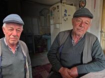 İstanbul'da akılalmaz plan! Kahvede içeceğine ilaç atıp, evini soydular