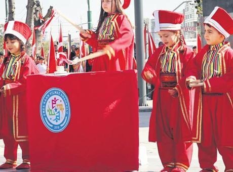 Mehter takımı tartışması sürüyor