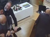 Ordu'da satırlı dehşet! Belediye personeline saldırı anı ortaya çıktı