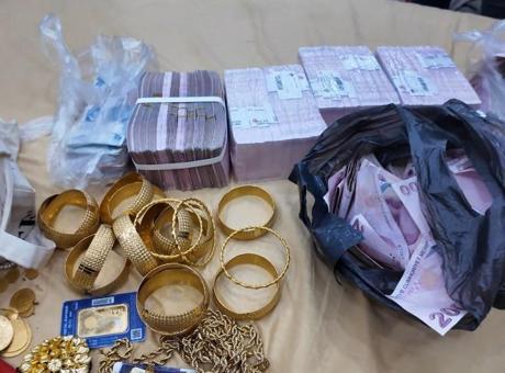 Şafak operasyonunda servet çıktı! Emlakçı ve galerici görünümlü tefecilik ağı çökertildi