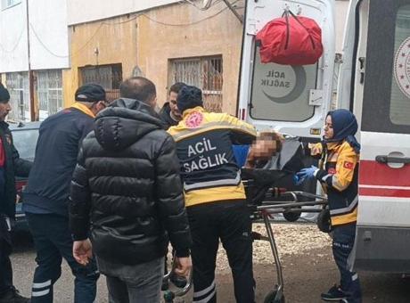 Sivas’ta kan donduran olay! Boşanma aşamasındaki eşini bıçaklayıp eve kilitledi