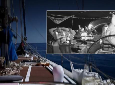 SON DAKİKA SUMUD FİLOSU: İsrail Sumud'a saldırdı, Yunanistan izledi! Girit açıklarındaki barbarlık hakkında skandal açıklama