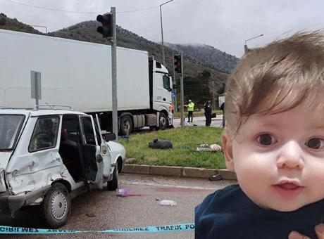 Taziye dönüşü facia: Yamaç bebek yola savrulup TIR’ın altında can verdi