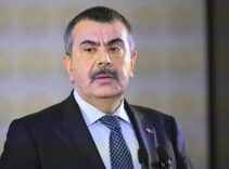SON DAKİKA HABERİ: Milli Eğitim Bakanı Yusuf Tekin'den 'ara tatil' açıklaması! Ara tatil kaldırılacak mı?